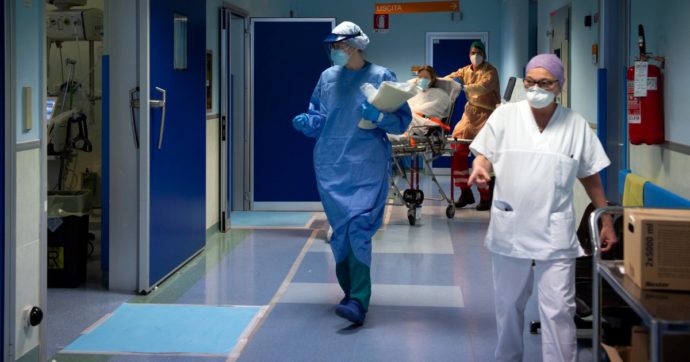 “La parola d’ordine era risparmiare, i tagli hanno smantellato la Prevenzione”