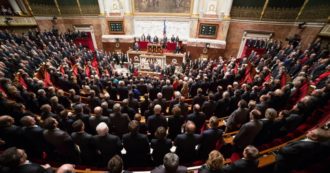 Odio online, per contrastarlo la Francia approva la peggiore legge possibile