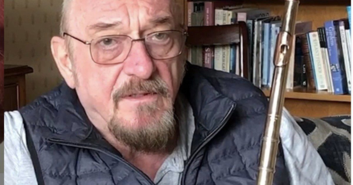 Ian Anderson dei Jethro Tull: “Ho una malattia incurabile ai polmoni. Ho i giorni contati”