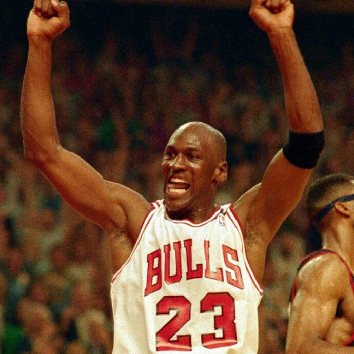 The Last Dance, la serie tv su Michael Jordan diventa la più vista di sempre su Netflix in Italia