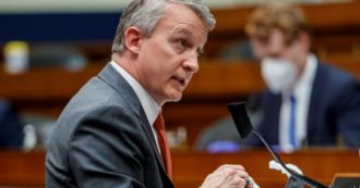 Copertina di Mr. Vaccino accusa Trump: “Spingeva l’idrossiclorochina”