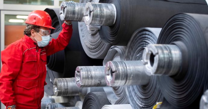 Sui contratti a termine c’è una deroga, solo per l’estate però