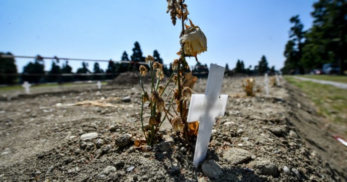 Roma, inchiesta su finte cremazioni al cimitero: sospesi 14 dipendenti. “Corpi fatti a pezzi”