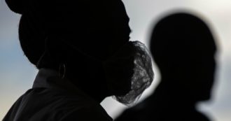 Coronavirus, dalla candeggina “da spruzzare sul corpo” alla barba “pericolosa”: le nuove fake news smentite dal Ministero della Salute