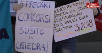 Copertina di Precari della scuola, la protesta a Milano: “A settembre rischio ripartenza senza insegnanti. Servono concorsi con procedure semplificate”
