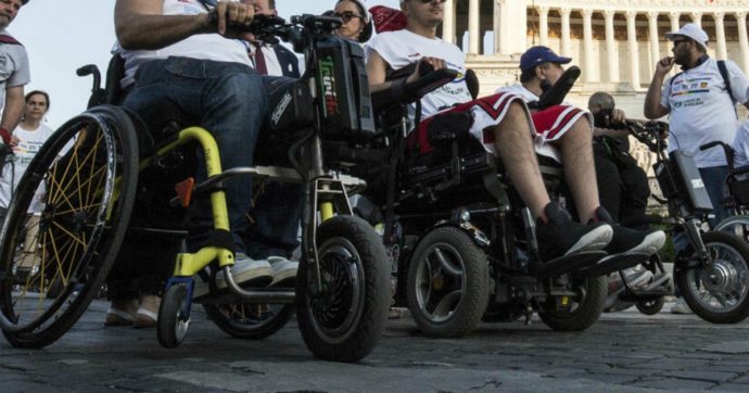 Basilicata, attivista dell’associazione Coscioni in sciopero della fame per i diritti dei disabili: “La politica difende inconfessabili interessi”