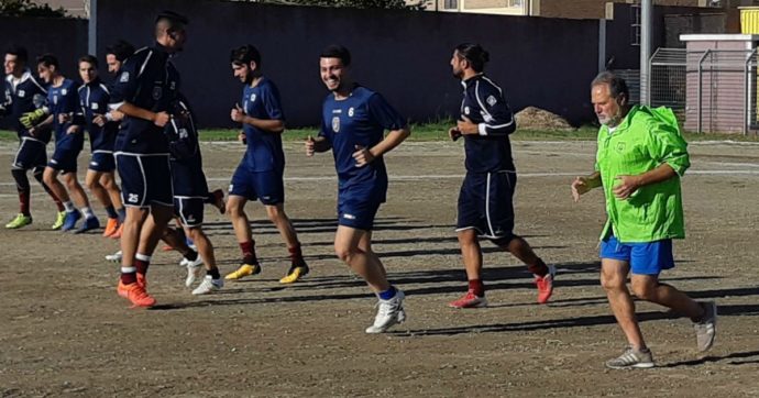 Domeniche bestiali – Angelo Ricca, 64 anni, 800 gol in carriera e nessuna intenzione di smettere: “Voglio arrivare a mille reti”