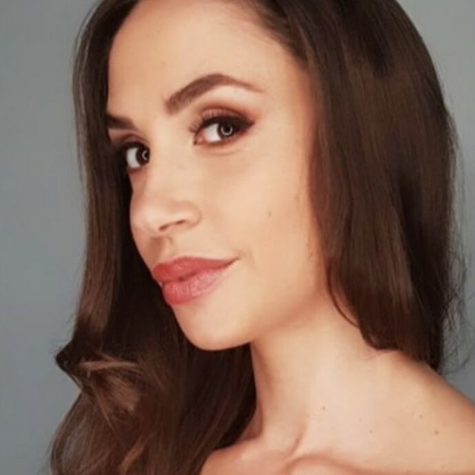 “La mia posizione preferita? Il classico missionario perché mi piace essere travolta dal mio uomo con tutto il peso del suo corpo”: i desideri dell’ex pornostar Malena