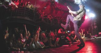 Copertina di C’è chi dice no…: “Organizziamoci, torniamo ai live”