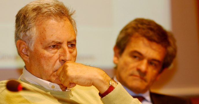 Claudio Ferretti morto, addio alla storica voce di ‘Tutto il calcio minuto per minuto’. Il giornalista Rai aveva 77 anni