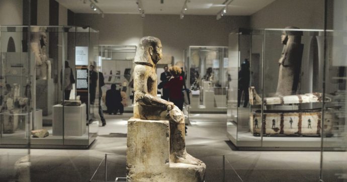 Copertina di Basta mummie: riaprono i musei (anche l’Egizio)