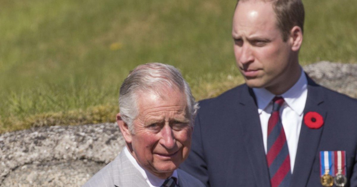 Principe William e Carlo, forte tensione tra i due: “Per lui è stato il colpo finale”