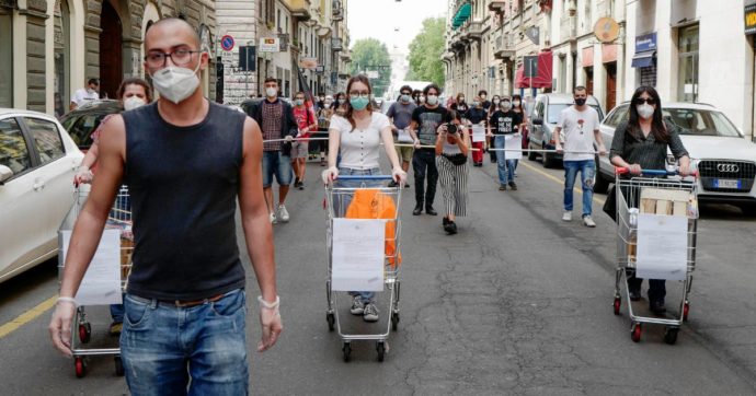 Soffiano sul fuoco di rivolta: “Ora no, d’autunno si vedrà”