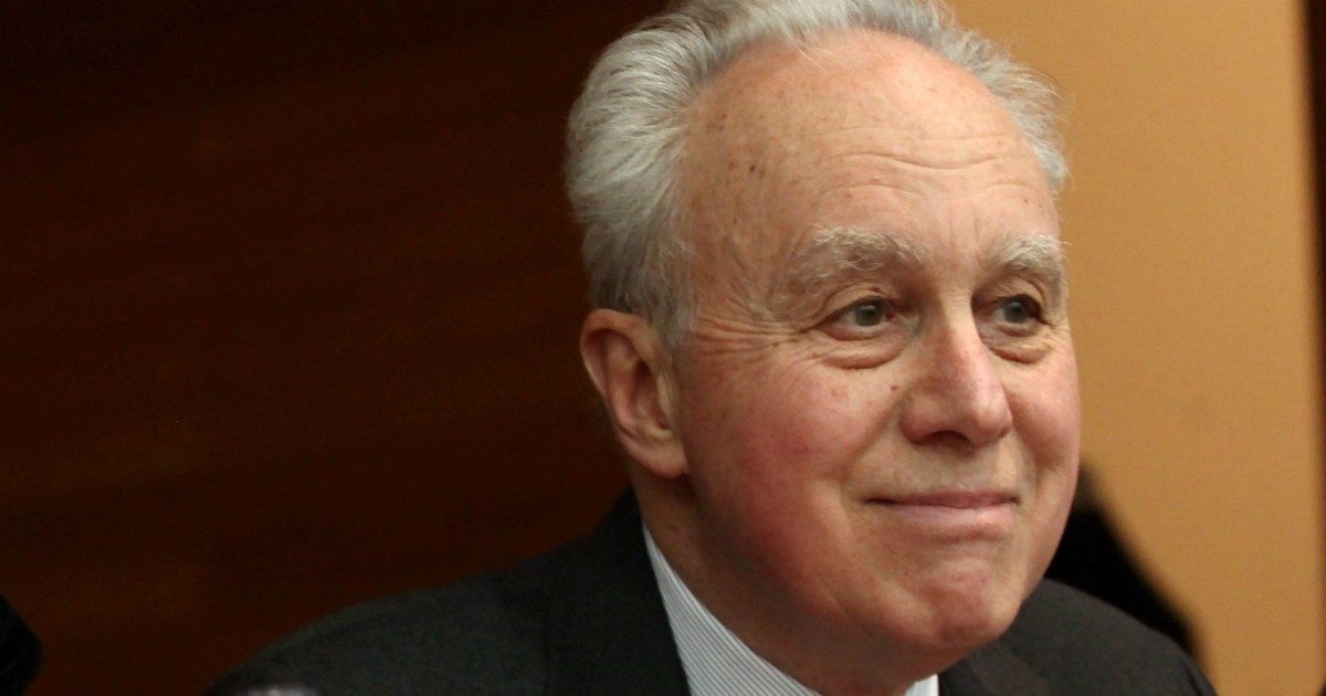 Prestito a Fca, l’economista Giavazzi: “Se il problema è la liquidità gliela dia la casa madre. Se è la solvibilità lo Stato entri nel capitale”