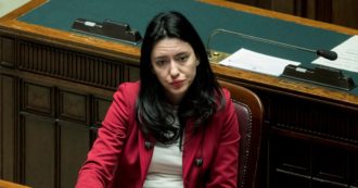 Copertina di Scuola, scorta alla ministra. Ok all’accordo sui concorsi