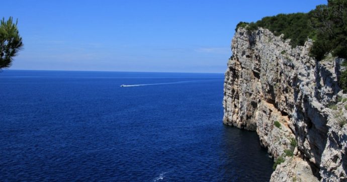 Gli italiani possono andare in vacanza in Croazia: “Basta la prenotazione dell’hotel”. Ma la Grecia resta off limits