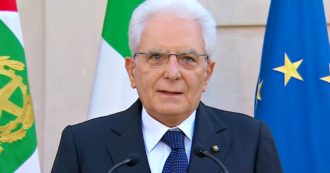 Copertina di 2 giugno, Mattarella: “Nell’emergenza l’Italia ha mostrato il volto migliore, sono fiero del mio Paese. Concerto dedicato a chi è morto solo”
