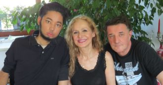 Copertina di Coronavirus, la mamma di un ragazzo disabile racconta la sua quarantena: “Io chiusa in camera con l’angoscia di contagiare mio figlio”