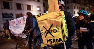 Copertina di Rider, il contratto nazionale è lontano: meglio i caporali