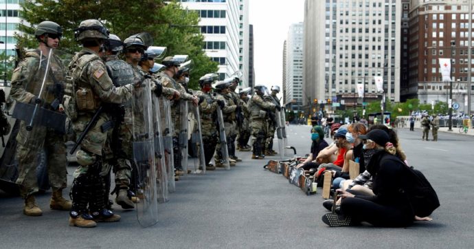 I “guardiani” dei diritti fanno scudo a Trump