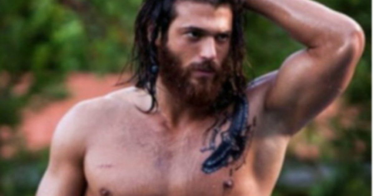 “L’uccello del mattino” di Can Yaman imbarazza Mediaset: c’è un problema con la fiction del divo turco