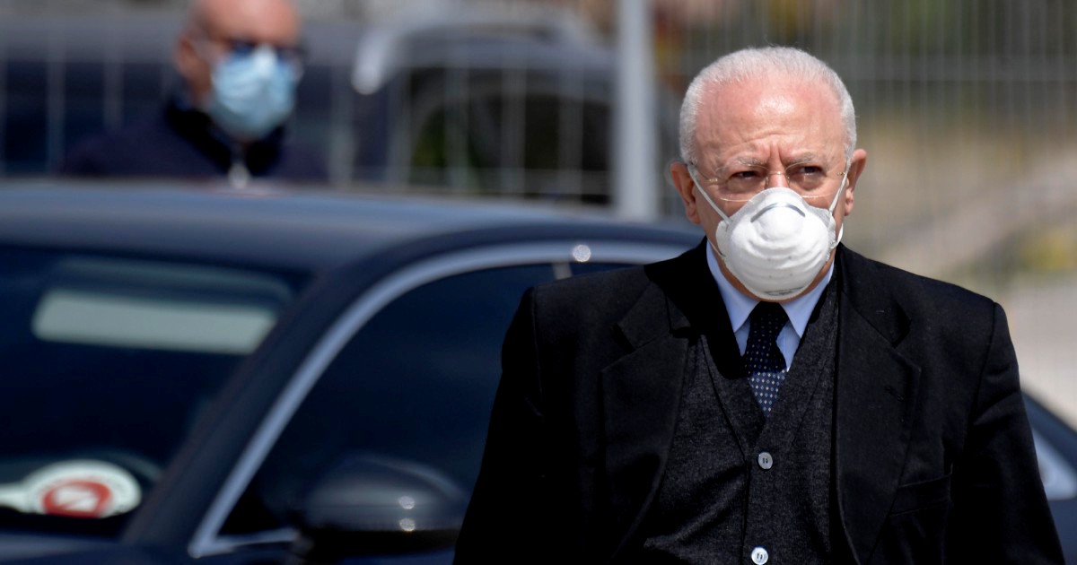 Vincenzo De Luca Indagato Per Falso E Truffa I Pm Favori Quattro Vigili Urbani Di Salerno Diventati Suoi Autisti Il Fatto Quotidiano