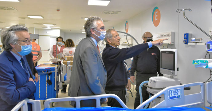 Gli ultimi tre pazienti, poi addio Fiera Hospital