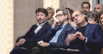 Copertina di Il Pd vuole commissariare Conte e staccarlo dai 5S