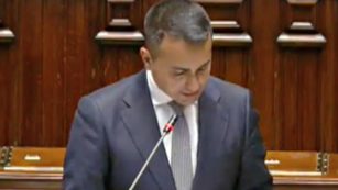 Copertina di Armi all’Egitto, Di Maio: “Trattativa per le fregate è ancora in corso”. Fratoianni (Leu): “Se vendita non è conclusa, ci ripensi”