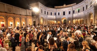 Copertina di Caos calmo per una sestina. Veronesi favorito: farà il bis?