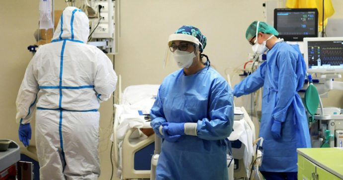 Coronavirus, la terapia intensiva di Bergamo è Covid-free dopo 137 giorni: “Solo pazienti negativizzati”