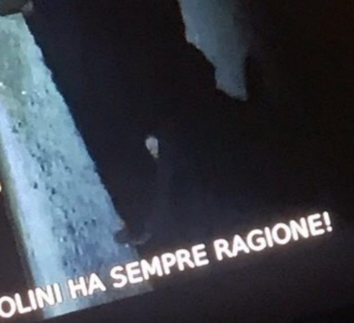 Tv2000, durante un film su Gesù appaiono in onda frasi fasciste: “Mussolini ha sempre ragione”. La rete: “Ci dissociamo”