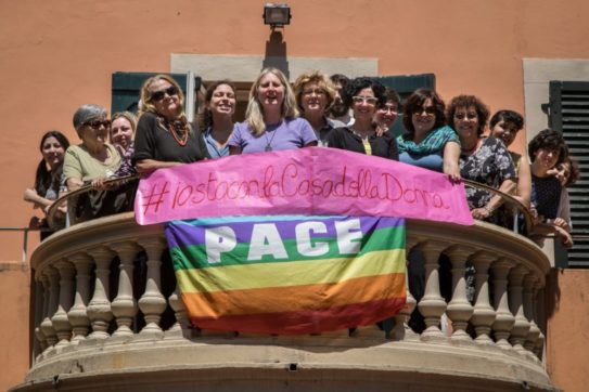 Telefono Donna: “Nessuna deve rimanere sola”