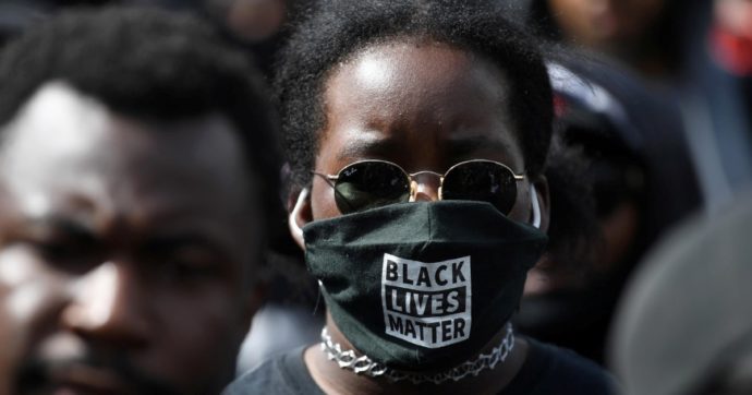 Brooks, anche il procuratore ammette: “Sì, è omicidio”