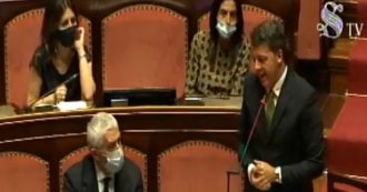 Copertina di Senato, ora Renzi elogia Conte: “Intervento condivisibile, suoi impegni diventano realtà. Si faccia onore in Ue, siamo con lei”