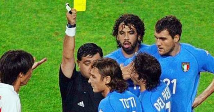 Byron Moreno, dalla notorietà al carcere per droga: la parabola discendente dell’arbitro che 18 anni fa eliminò l’Italia dal mondiale