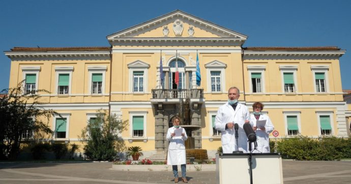 Coronavirus, i due cinesi “primi casi in Italia” donano 40mila euro all’ospedale Spallanzani. Assessore D’Amato: “Gesto di riconoscenza”