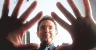 Copertina di Franco Bernabè racconta pagine intricate della storia nazionale. Una visione piena di ottimismo