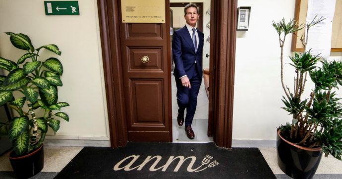 “Che ci faceva Albamonte  a cena con la Pd Ferranti?”