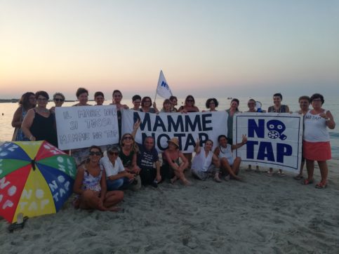 Anna Maria, Serena, Ilaria: le “mamme no Tap” vanno a processo
