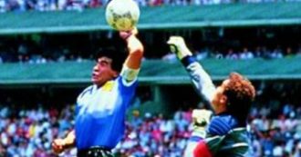 Copertina di La mano de Dios, poi il gol più bello della storia dei Mondiali: 34 anni fa Maradona da calciatore divenne divinità