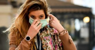 Copertina di Coronavirus, le mascherine proteggerebbero anche il portatore: l’ipotesi è promettente