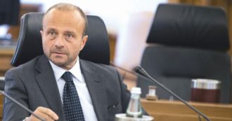 Copertina di Palamara: “Dirò la verità sul ‘ricatto’ Woodcock”