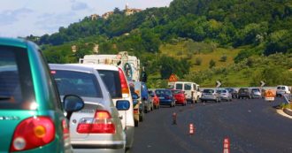 Liguria, traffico in tilt per lavori in autostrada: fino a 12 chilometri di coda verso Genova. E Autostrade vuole chiudere totalmente 14 tratte