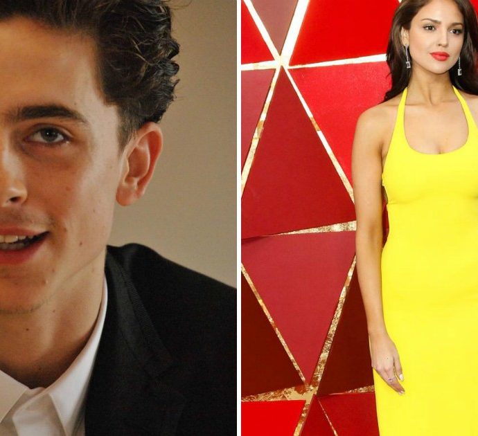 Timothée Chalamet paparazzato con la nuova fidanzata Eiza Gonzàlez: le foto in atteggiamenti intimi a bordo piscina scatenano le polemiche