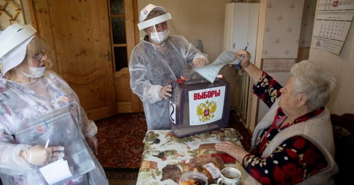 Referendum, Putin val bene un tronco