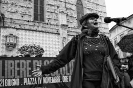 Copertina di Aborto farmacologico, da dieci anni siamo ancora in attesa di un diritto