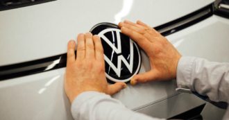 Copertina di Volkswagen, Schaefer: “Produrremo solo auto elettriche in Europa dal 2033”