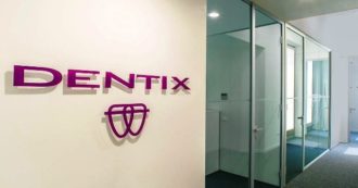 Copertina di Dentix, chiude la catena spagnola con oltre 60 laboratori in Italia: clienti abbandonati (con i fidi da pagare), 400 dipendenti senza lavoro