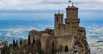 Copertina di Coronavirus, a San Marino via libera ai cenoni di Capodanno: “Orario di apertura prolungato fino alle 1”